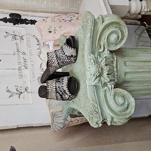 Donald J Pliner shoes